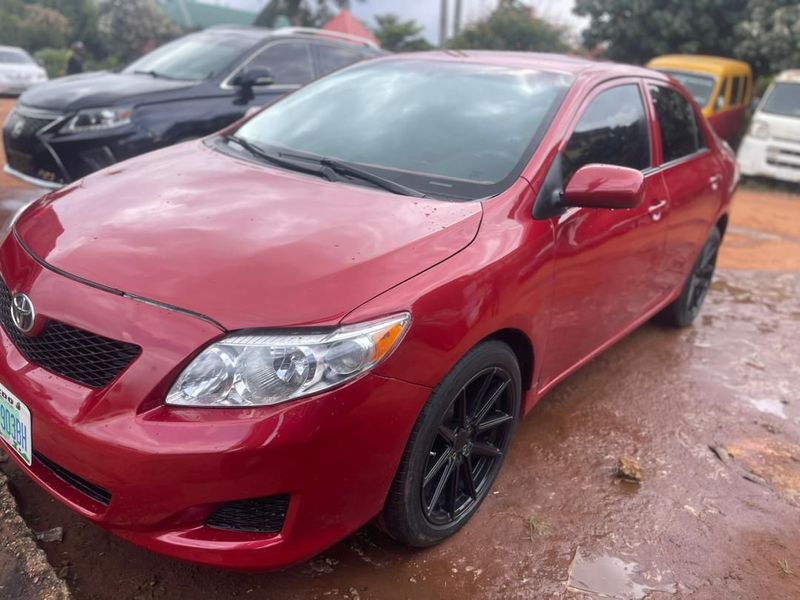 Thumbnail 2 of 2010 Toyota Corolla